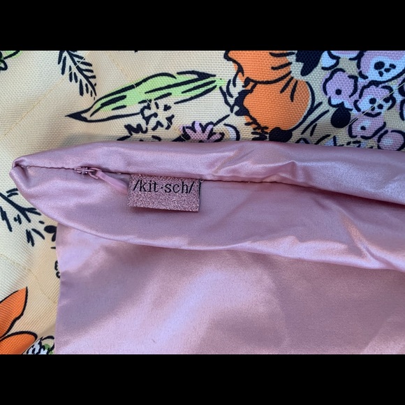 Kitsch Pillowcase - Picture 2 of 2